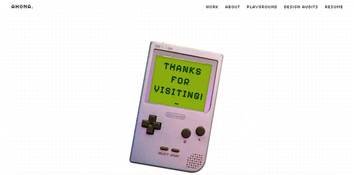 设计师 Ahona 换了新域名的 Game Boy 风作品集