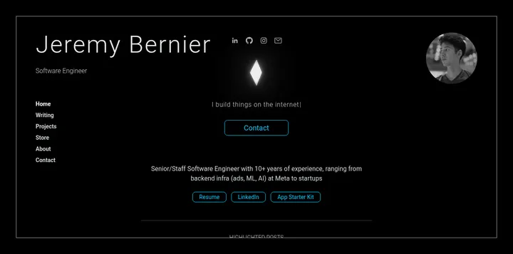 软件工程师 Jeremy Bernier 的暗色个人站