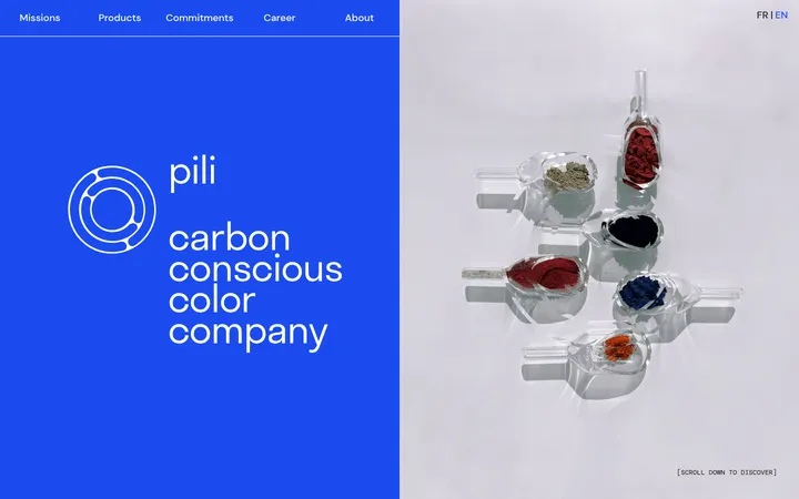 Pili：电光蓝色块配染料瓶静物的法国生物基染料公司官网