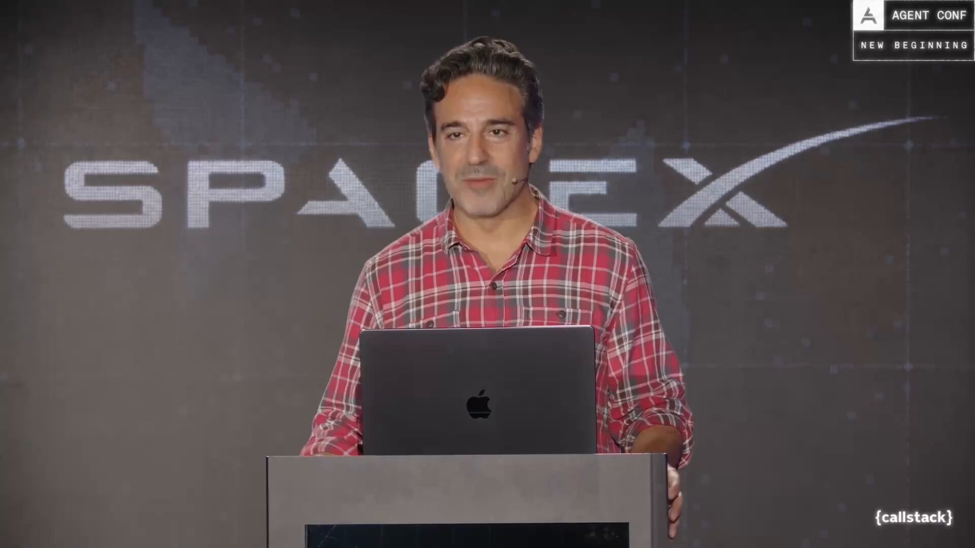 SpaceXAI 工程师演示 20+ GrokBot 团队协作