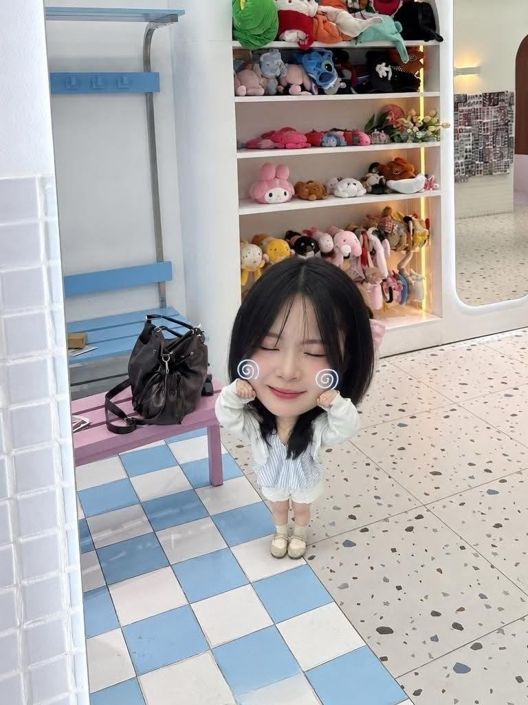 GPT Image 2.5 prompt turns photos into hyper-real chibi figures (image 2 of 4)