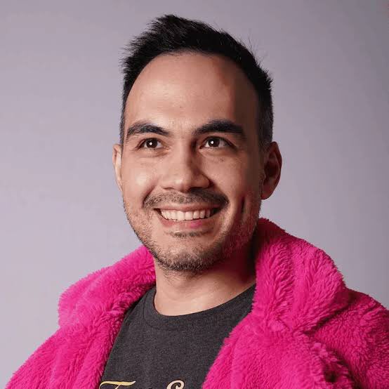 Jev 创始人离职两年后被老东家复刻路线