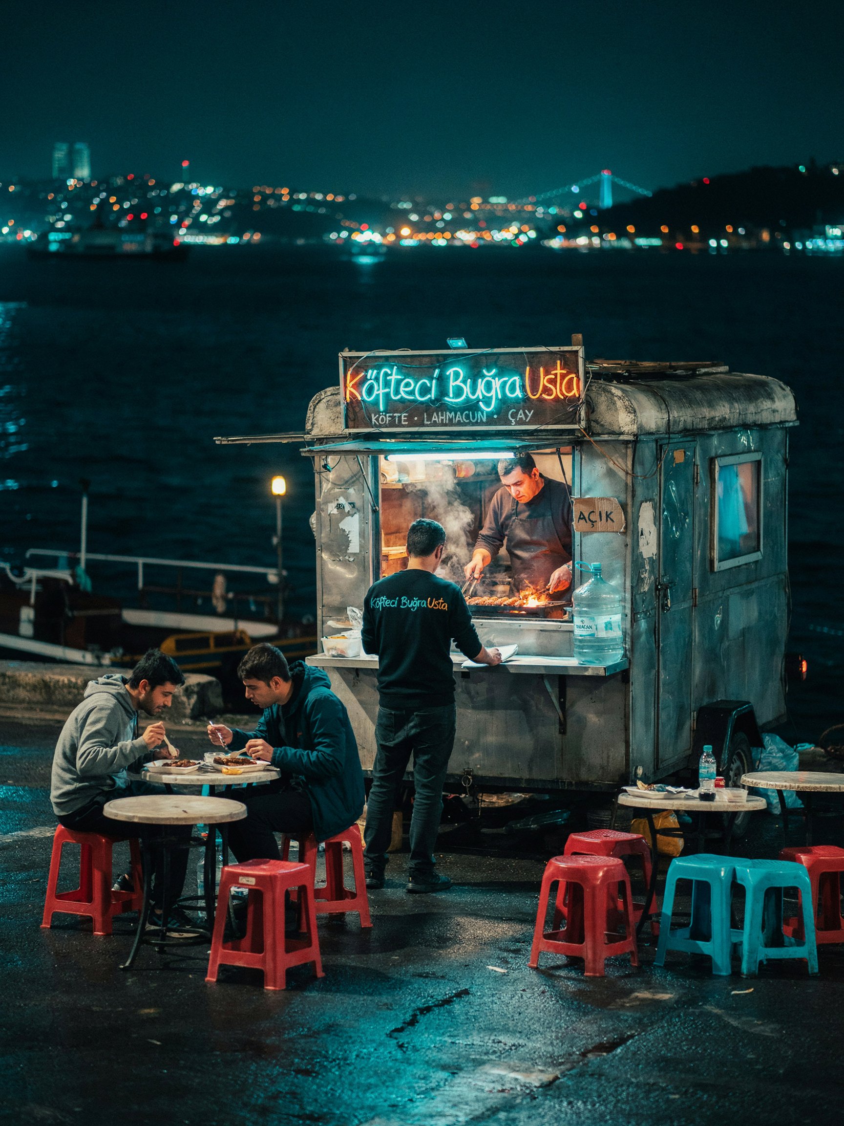 Four image models compared on the same Istanbul night street prompt (image 4 of 4)