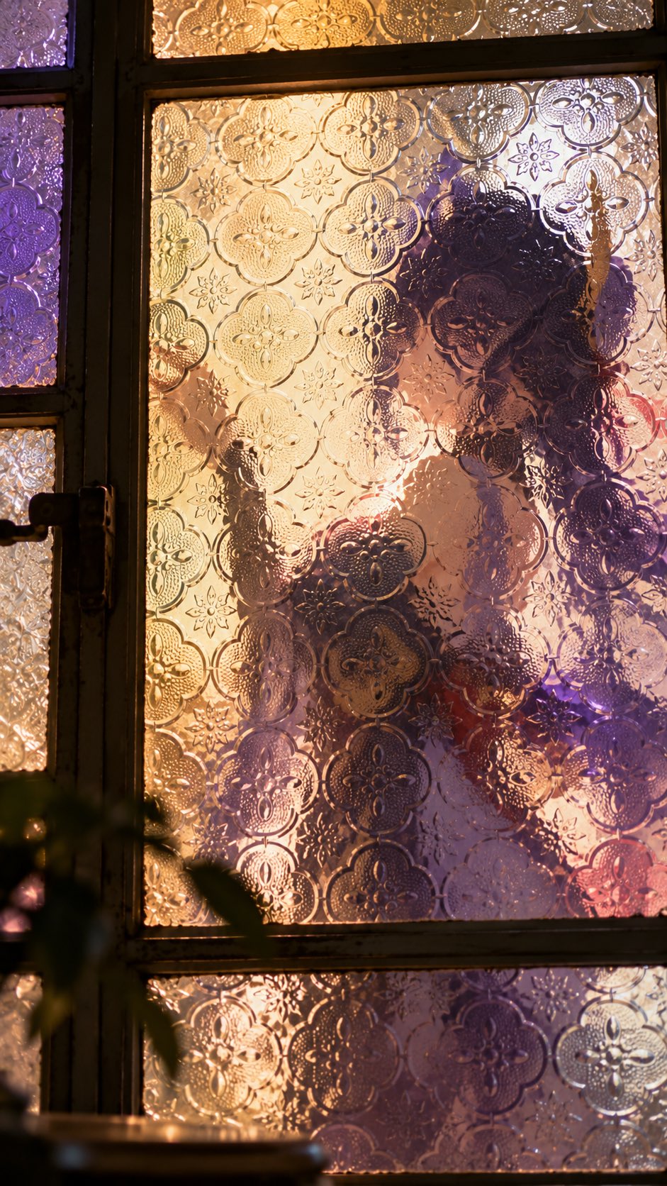 Reusable GPT Image 2.5 prompt turns any subject into embossed glass texture