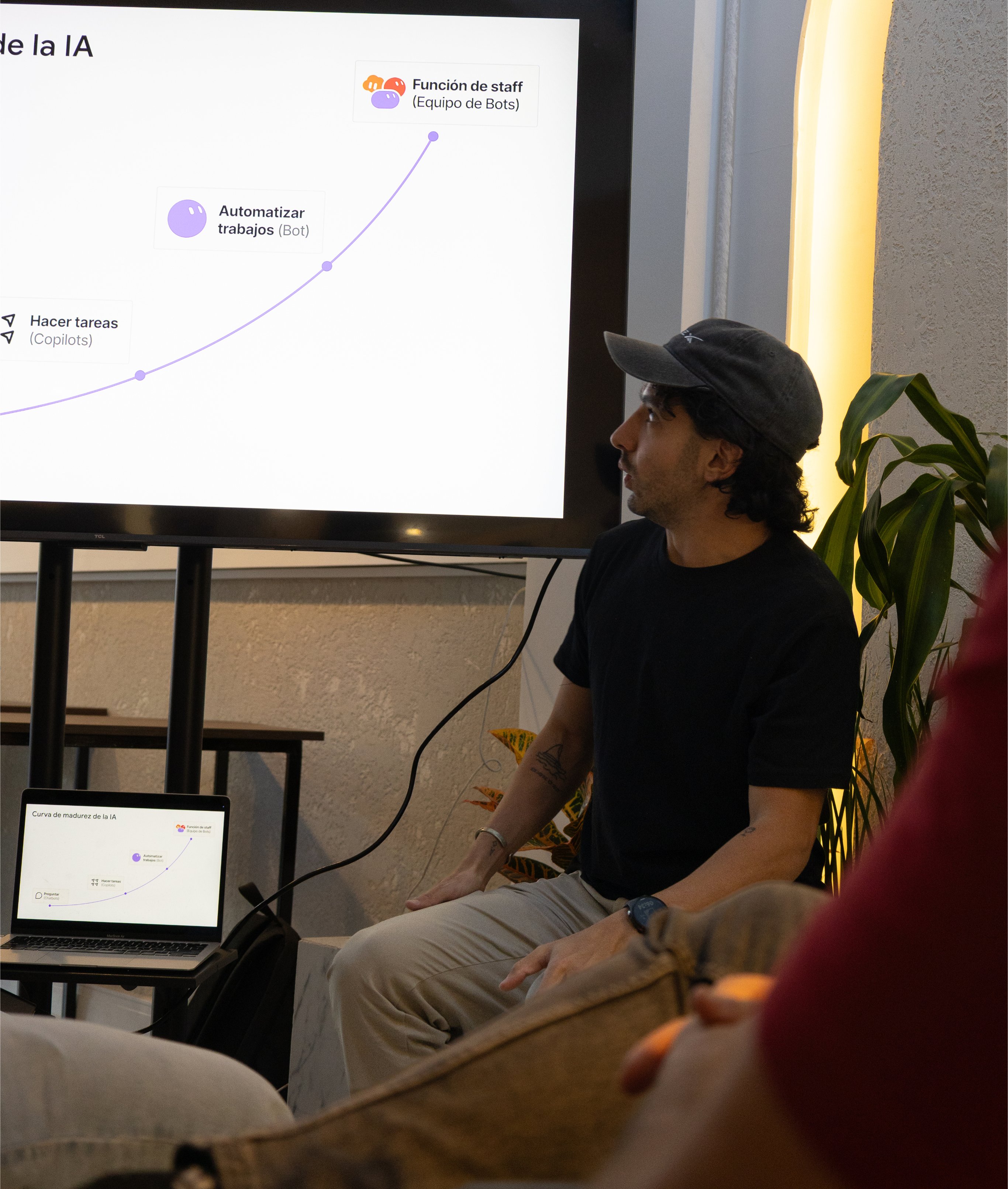 First Grok Bot meetup in Salta, Argentina draws 70 attendees (image 4 of 4)