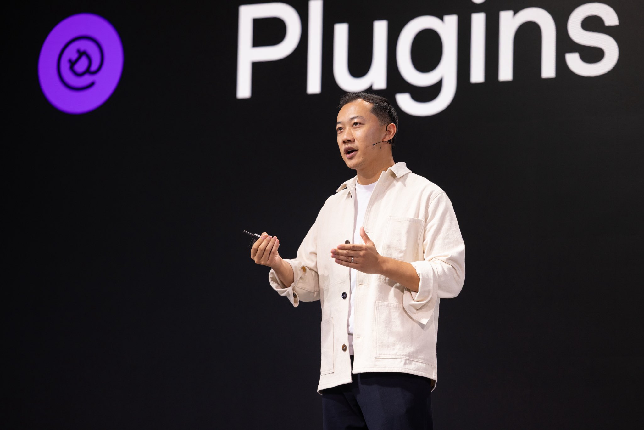 OpenAI DevDay:插件扩展与 Sign in with ChatGPT 规范(第 1 张,共 4 张)