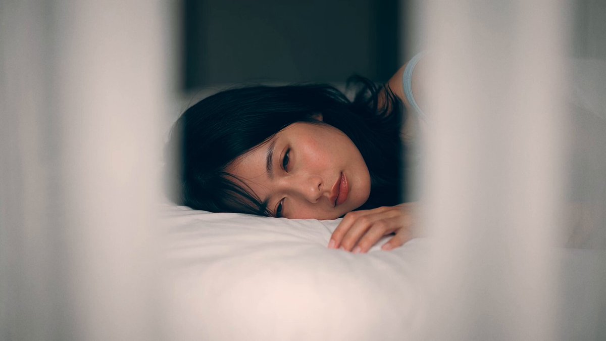 Kling 4.0 single-image R2V test: 720p plus upscaling yields convincing live-action look