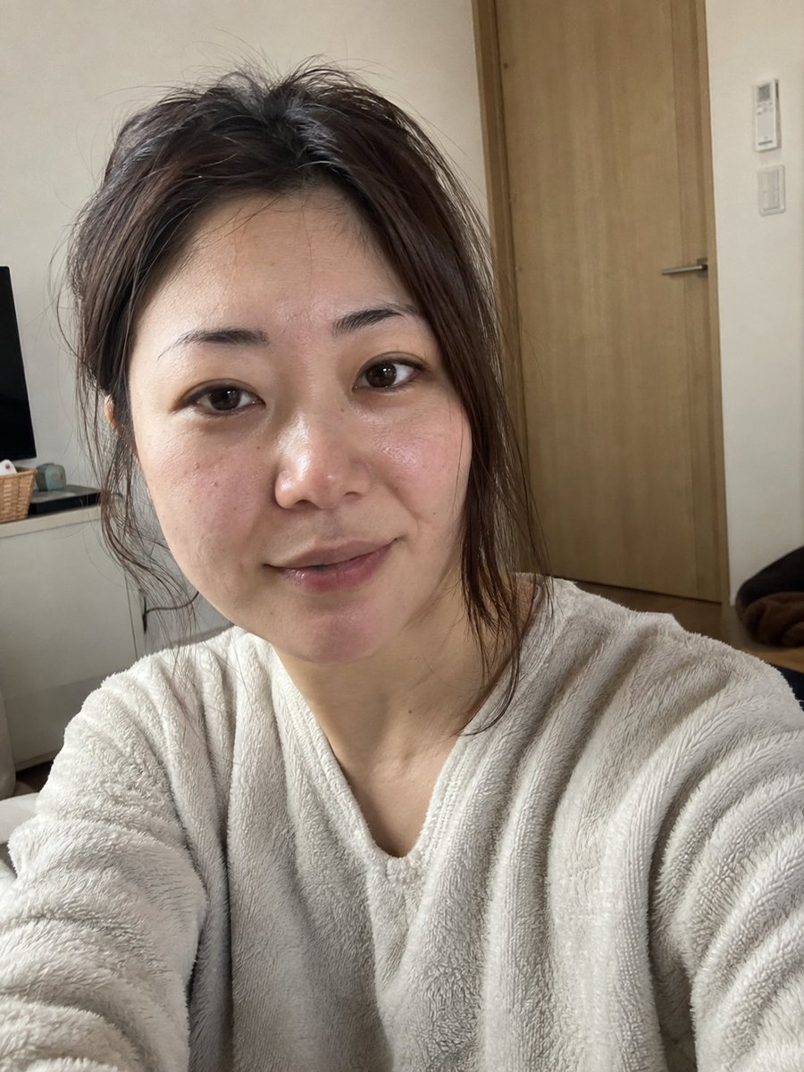 Generating ordinary, non-glamorous faces with GPT Image 2.5