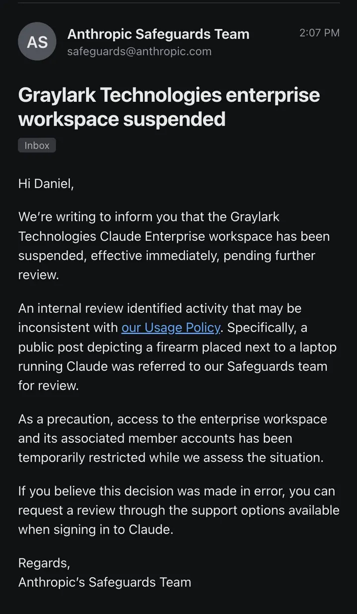 用户称整个公司 Claude Enterprise 账号被封