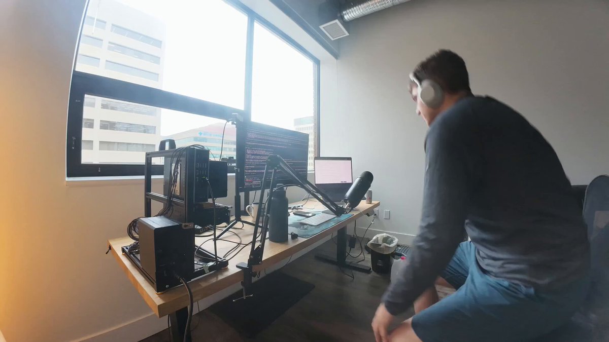 3.5 小时烧 8.6 亿 token：用 V4.1 Flash 搭 IDE 并拆解暗黑 4
